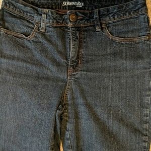 St John's Bay Capris